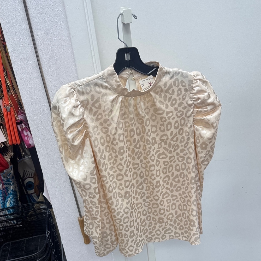 Jealous Tomato Cream Leopard Print Blouse Long Sleeve Size Small